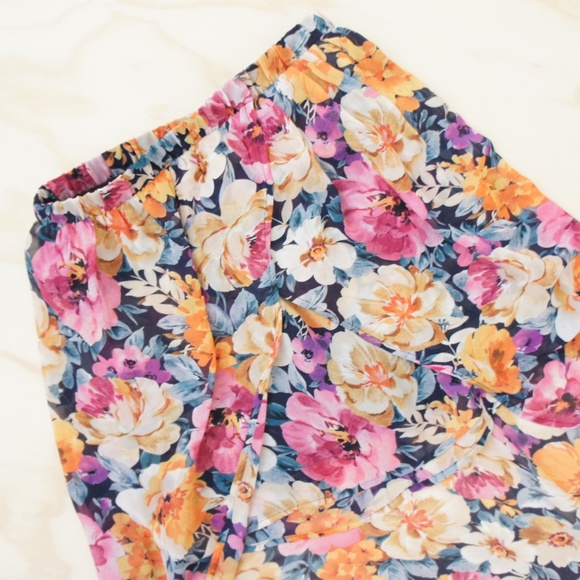 FOREVER 21 - High and Low Semi Sheer Floral Skirt - Picture 2 of 5